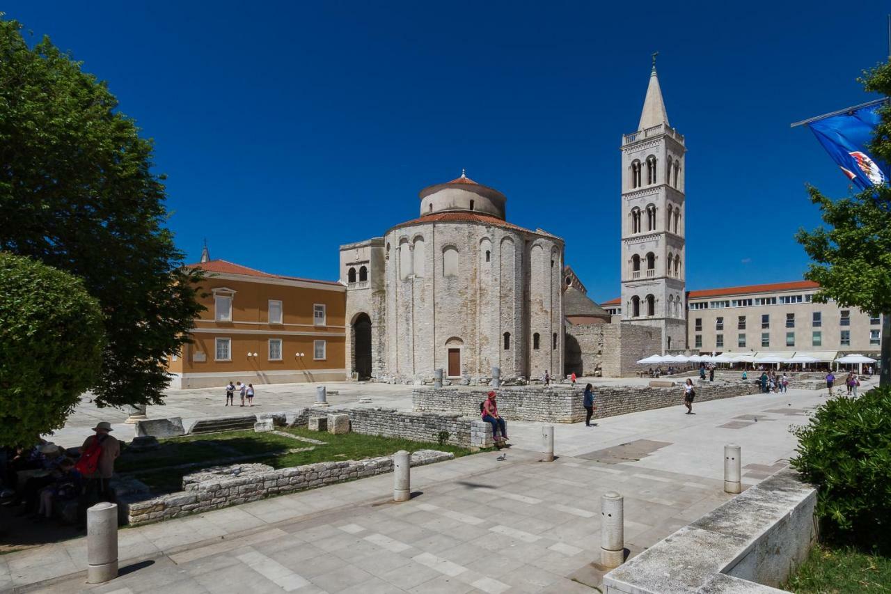 Apartment Pavic - Private Parking Zadar Exteriör bild